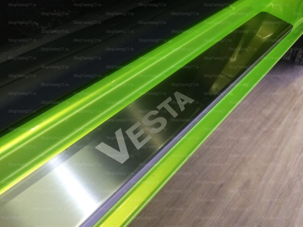 Накладки на пороги Lada Vesta 2015- (нерж.сталь) компл. 4шт.