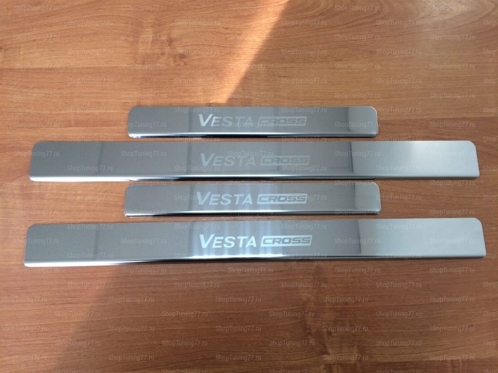 Накладки на пороги Lada Vesta Cross 2017- (нерж.сталь) компл. 4шт.