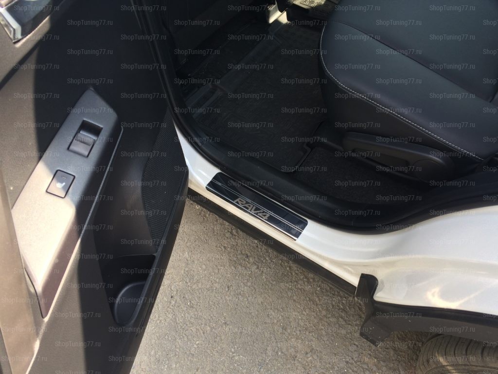 Накладки на пороги Toyota RAV-4 4 2013-2019 (нерж.сталь) компл. 4шт.