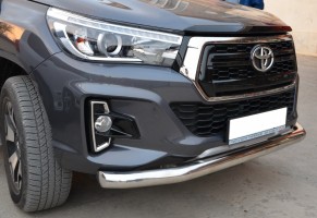 Защита переднего бампера 76 мм Toyota Hilux 2018-