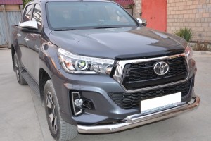 Защита переднего бампера двойная 76/42 мм Toyota Hilux 2018-