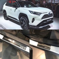 Накладки на пороги Toyota RAV-4 5 2019- (нерж.сталь + КАРБОН) компл. 4шт.